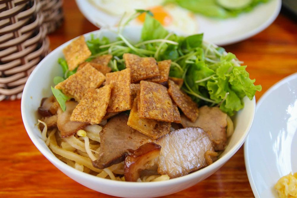 Tạp chí Anh điểm danh 9 món ăn phải thử ở Việt Nam