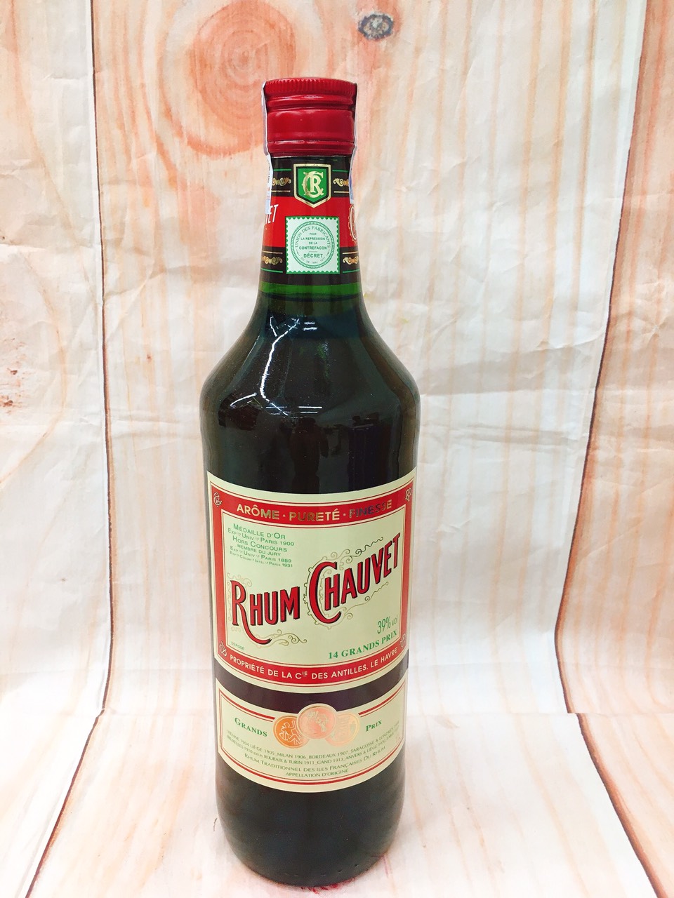 Rượu Rum Trắng Giá Bao Nhiêu - Điều Mà Bạn Cần Biết