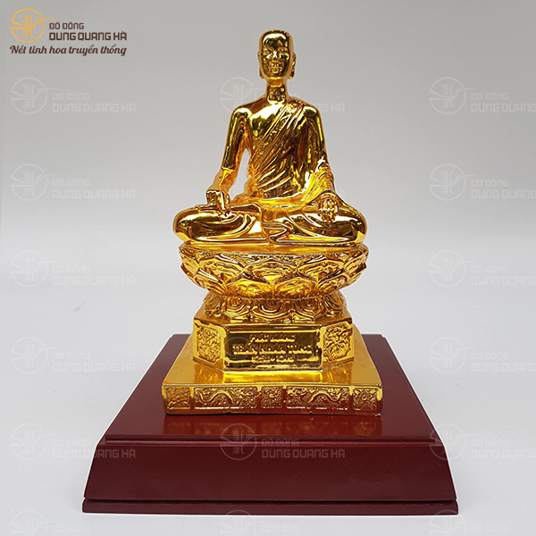 Ý nghĩa đặt tượng Phật để bàn làm việc 