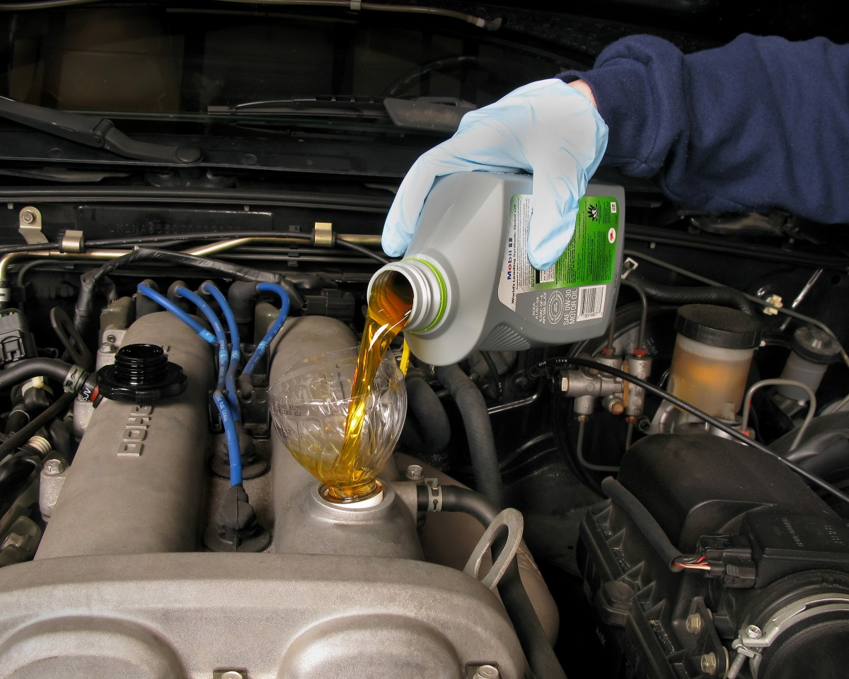 Smell Antifreeze But No Leaks? 5 Top Cause And Solutions!