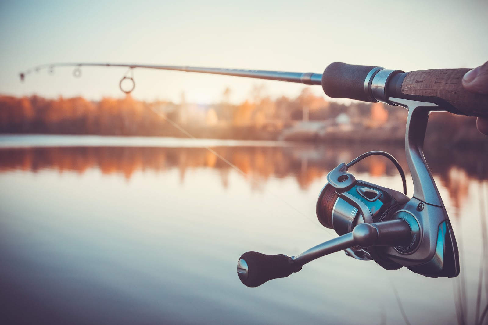 How To Choose A Perfect Fishing Cast