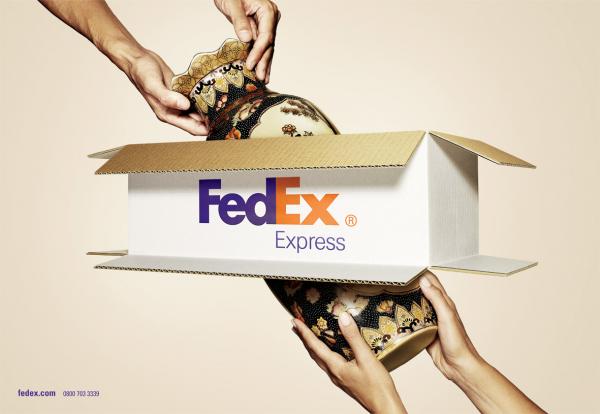 fedex-express-vase-small-31944.jpg