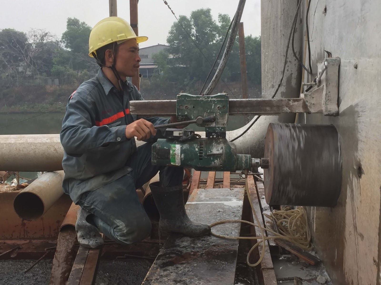 Khoan cắt bê tông chất lượng tại khoancatbetongtphcm.vn 