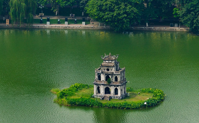 Hồ Gươm là biểu tượng gắn liền với cảnh đẹp của thủ đô Hà Nội (Nguồn: Internet)