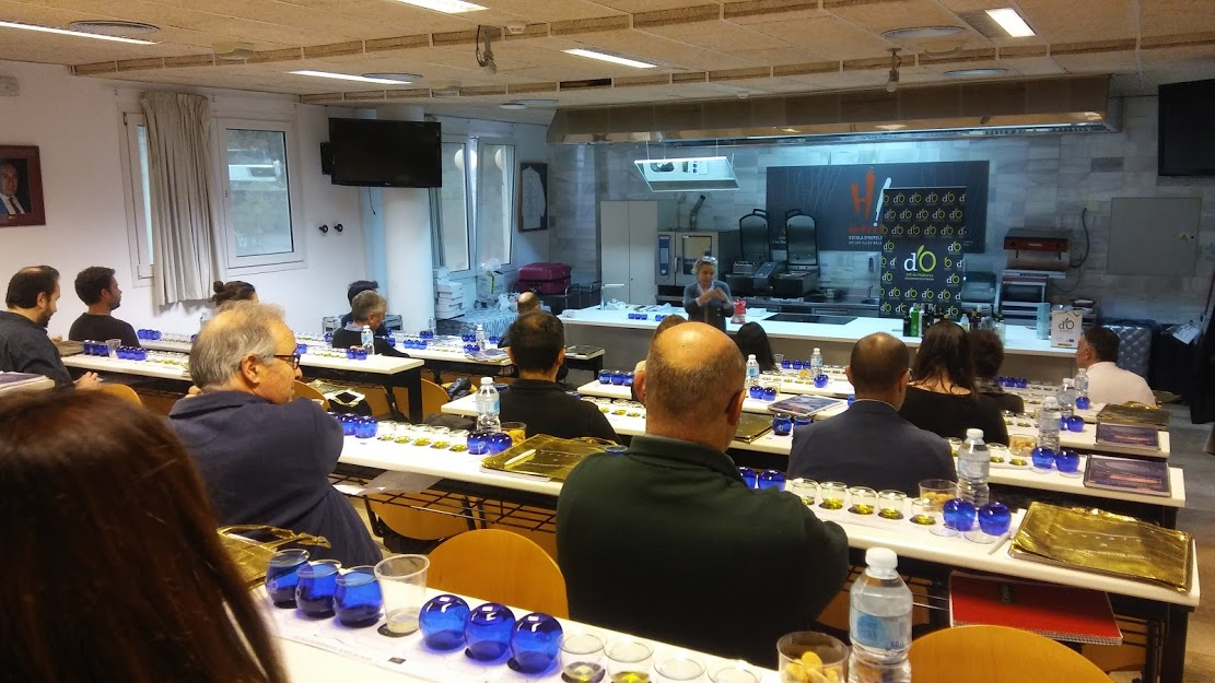 Olive Oil tasting course: oil assessment and improvement points