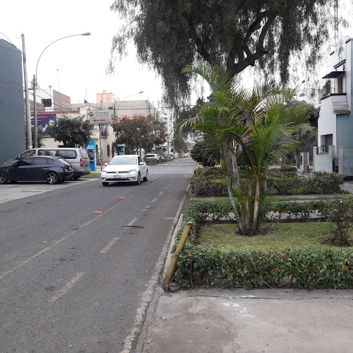 KUSI NUNA - Centro de yoga