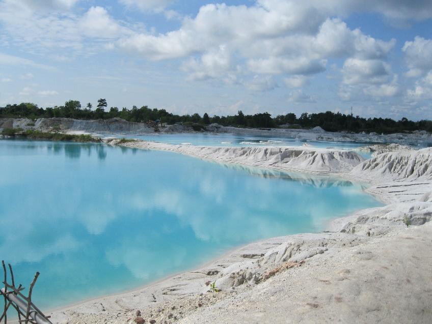 Danau Kaolin Belitung Island