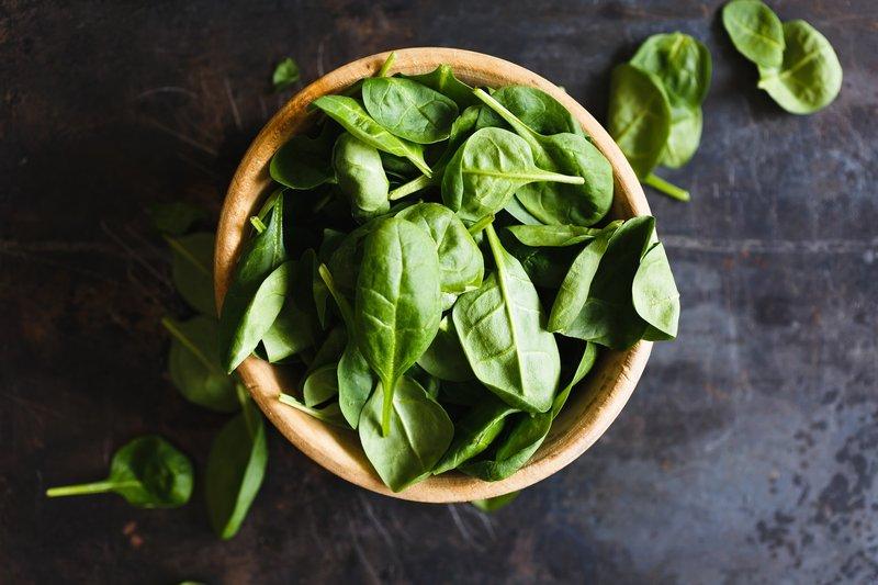 Dark leafy greens to detox your body