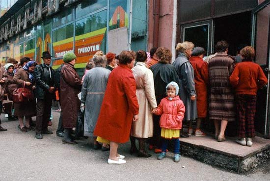 Очередь в СССР: «хвосты» как символ советской жизни. ФОТО