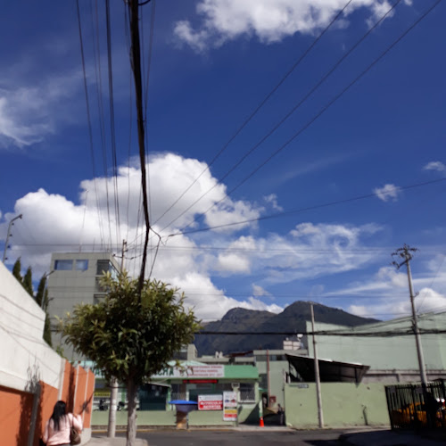 Genesis Administradora De Fondos, Quito - Banco