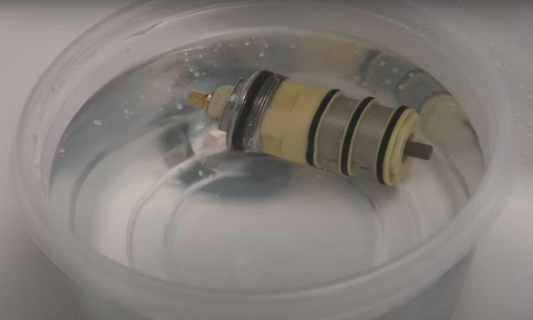 clean the clogged cartridge