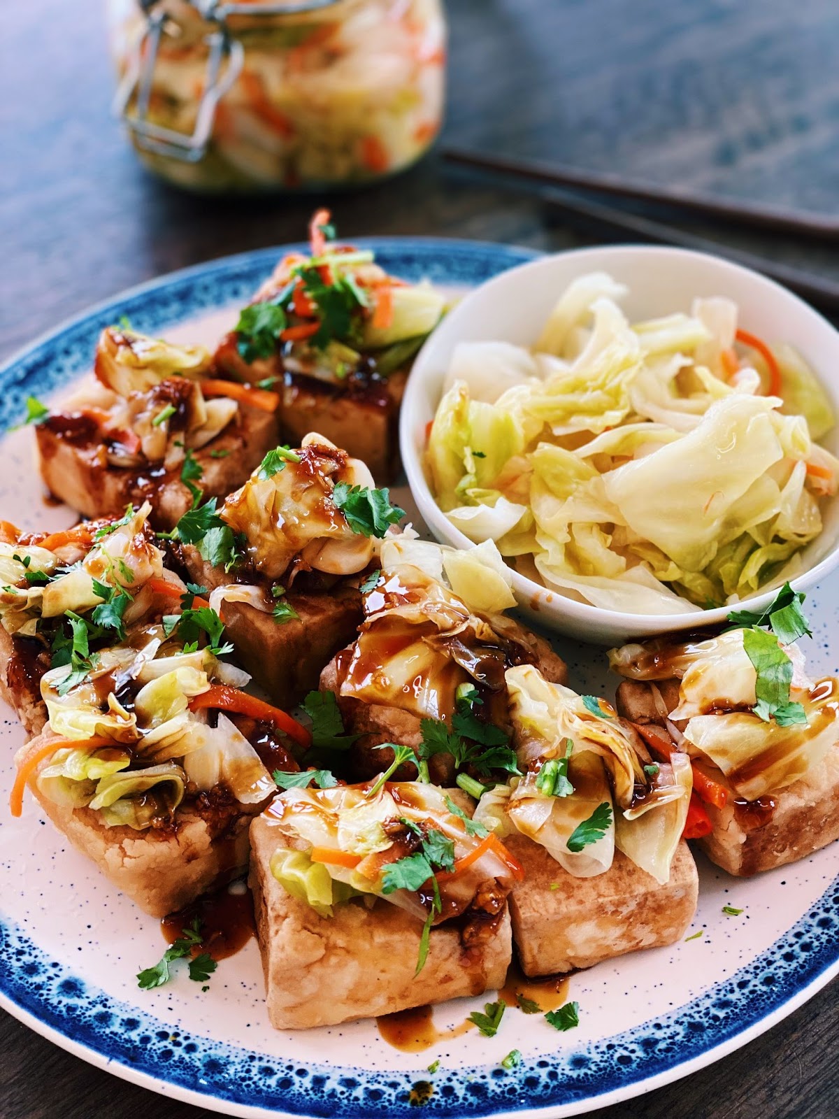 Crispy Fried Tofu with Garlic Sauce 