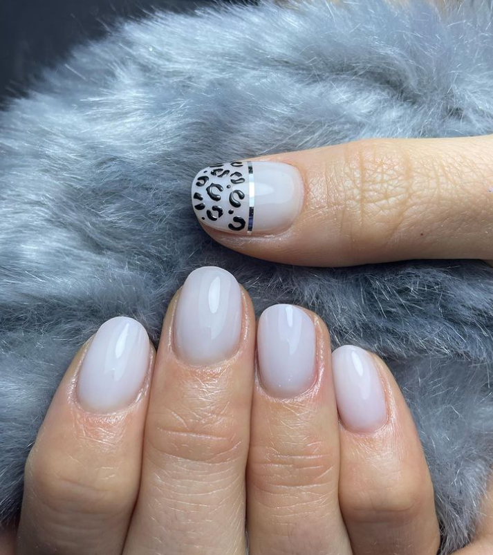 Animal Print White Nails With Design