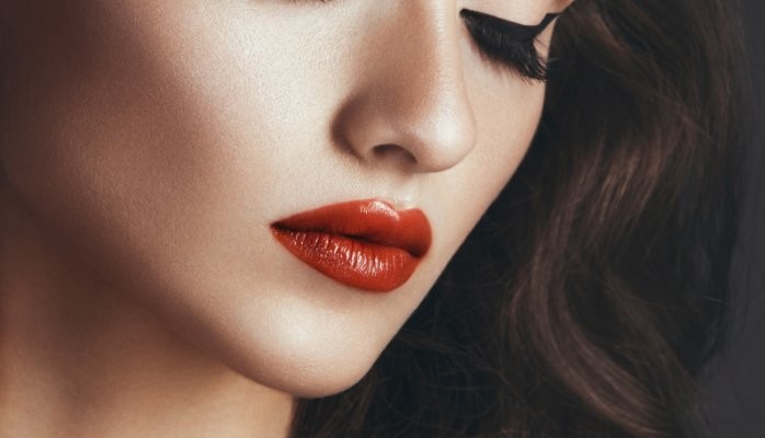 What Your Lipstick Shape Says About You