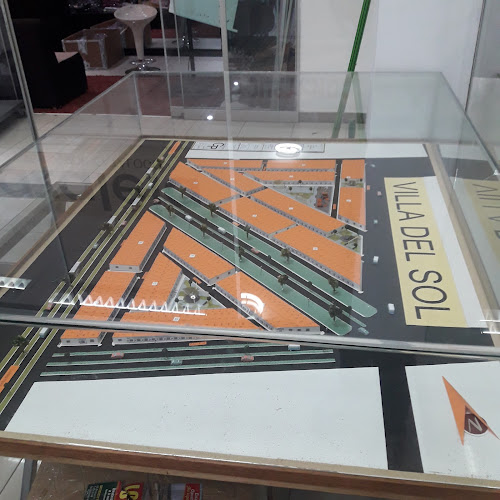 Centro Comercial Boulevard, Int.: Of. O 02, Piso 1, Mariscal Nieto 480, Chiclayo 14001, Perú