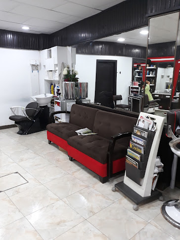 PELUQUERÍA MODERNA UNISEX, Peluquería centro de Guayaquil,Delia Morales,Eduardo Jaramillo Estilista - Guayaquil