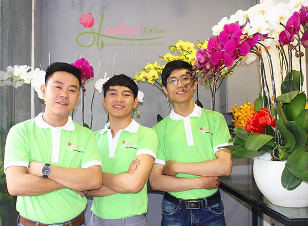 Đội ngũ giao hàng tại hoa tươi 360