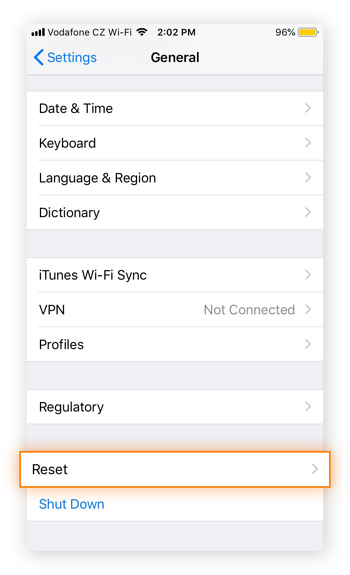 The General Settings menu in iOS 12.4