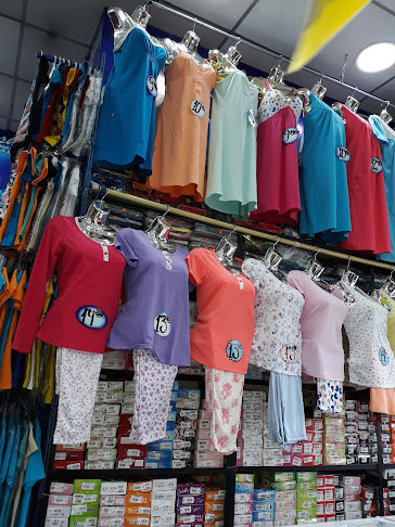 Opiniones de Almacenes Adrianita en Guayaquil - Tienda de ropa