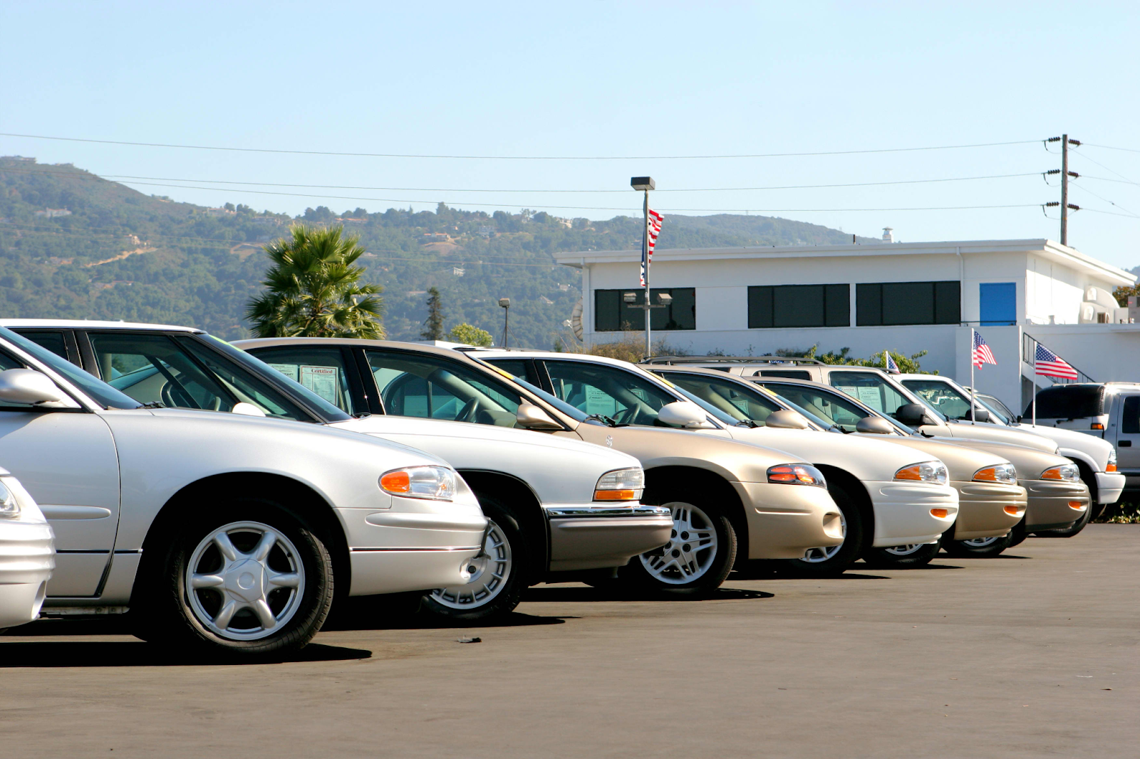 Car Dealerships that Donate Vehicles to Nonprofits
