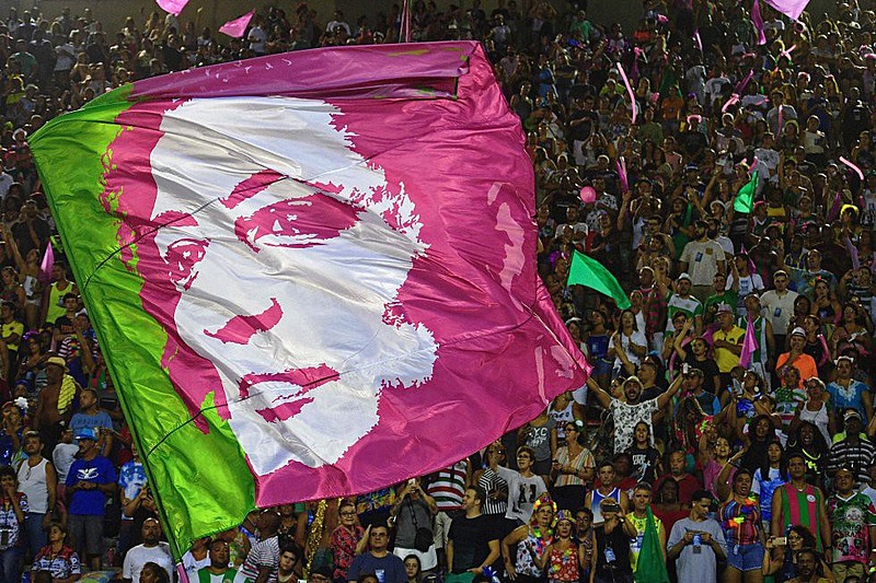 Este ano, a verde e rosa se apresenta como a “Estação Primeira de Nazaré”