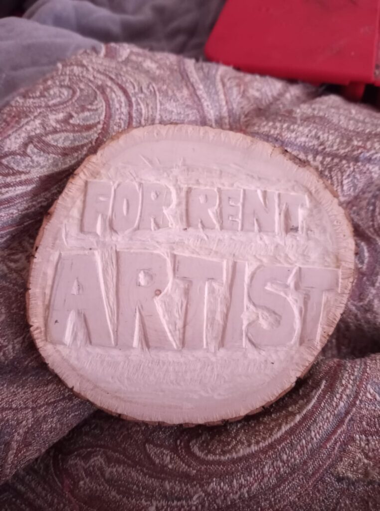 This image has an empty alt attribute; its file name is carving4-762x1024.jpg
