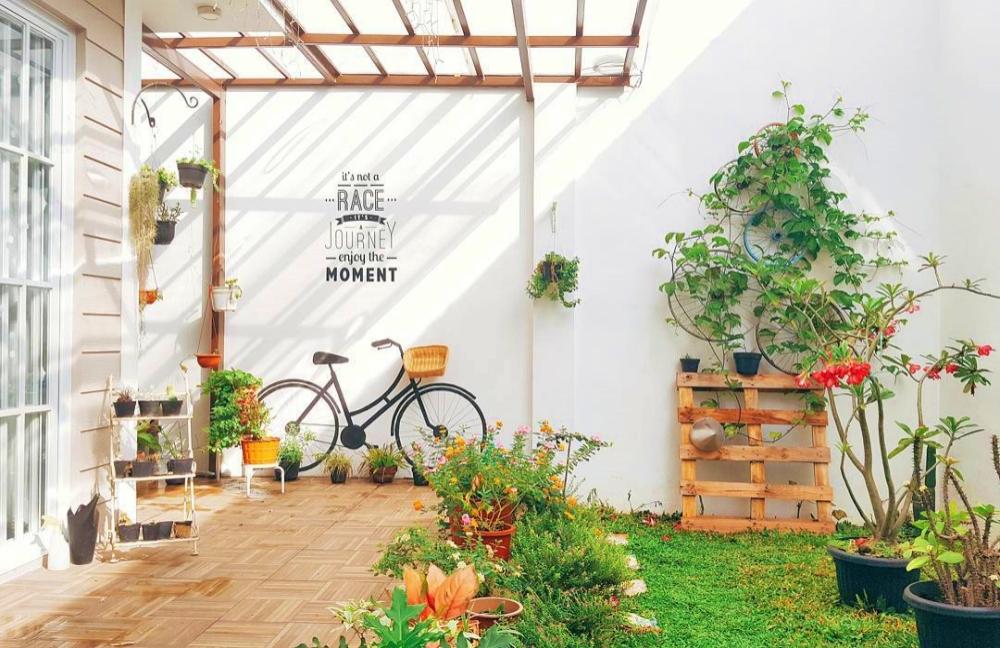 7 DIY Dekorasi Taman Belakang Rumah Minimalis