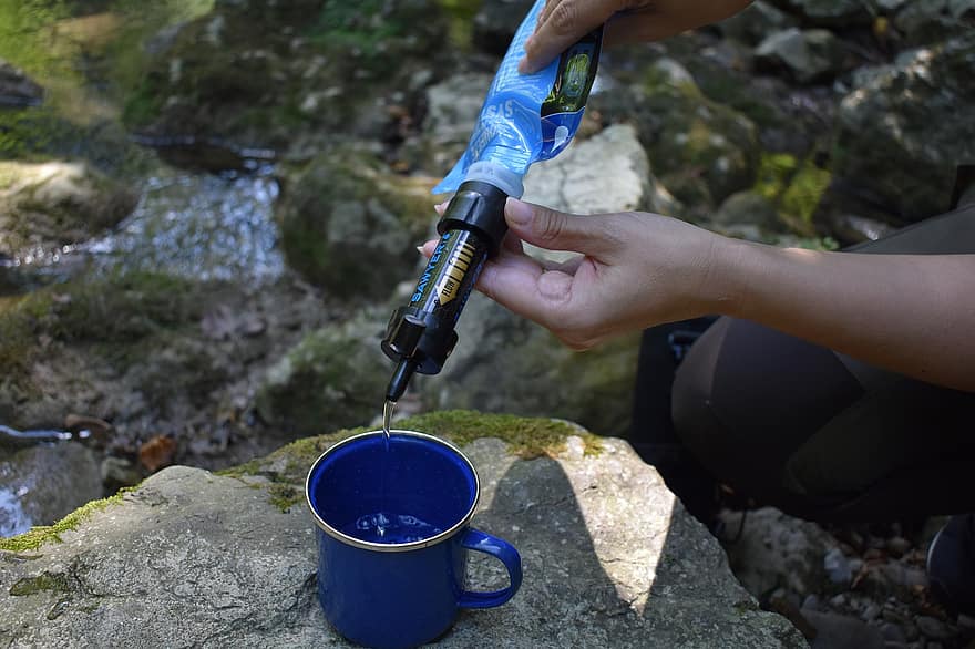 How to safely find and drink water in the wild 11