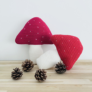 crochet pillows that look like toadstools