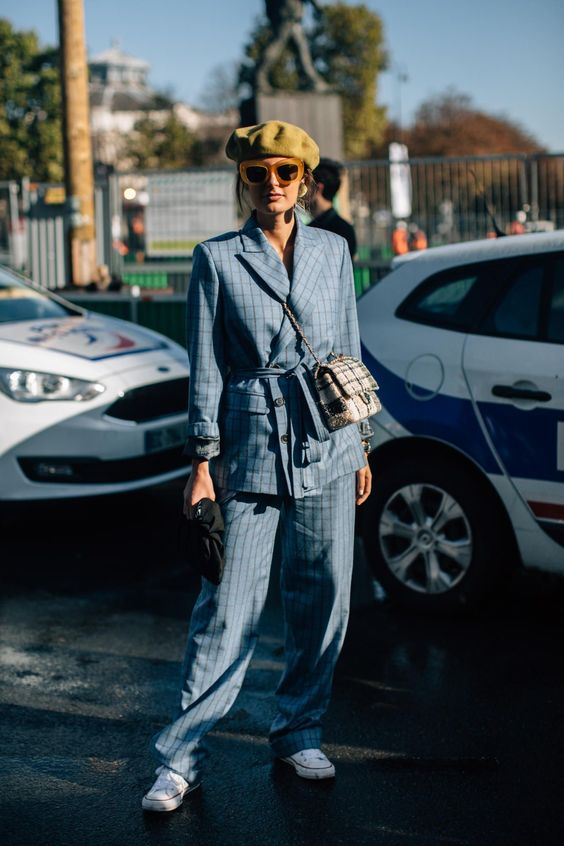 lady carrying cross sling bag