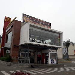 McDonald's Plaza Lima Sur
