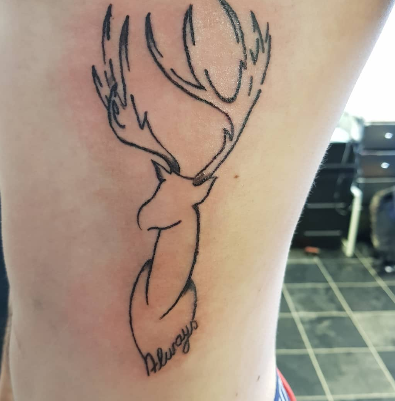  Simple Outline Stag 