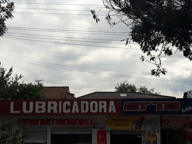 Av. Primero de Mayo, Cuenca, Ecuador