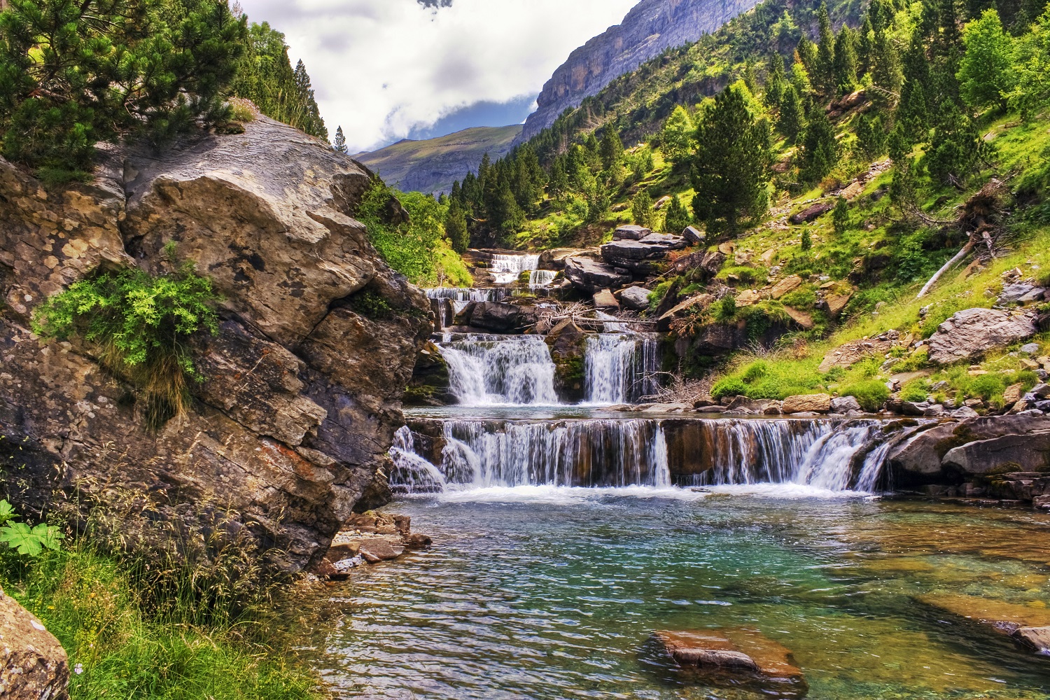 asesinato localizar Bigote Las 5 mejores cascadas del Pirineo que no te puedes perder - Esquiades Blog