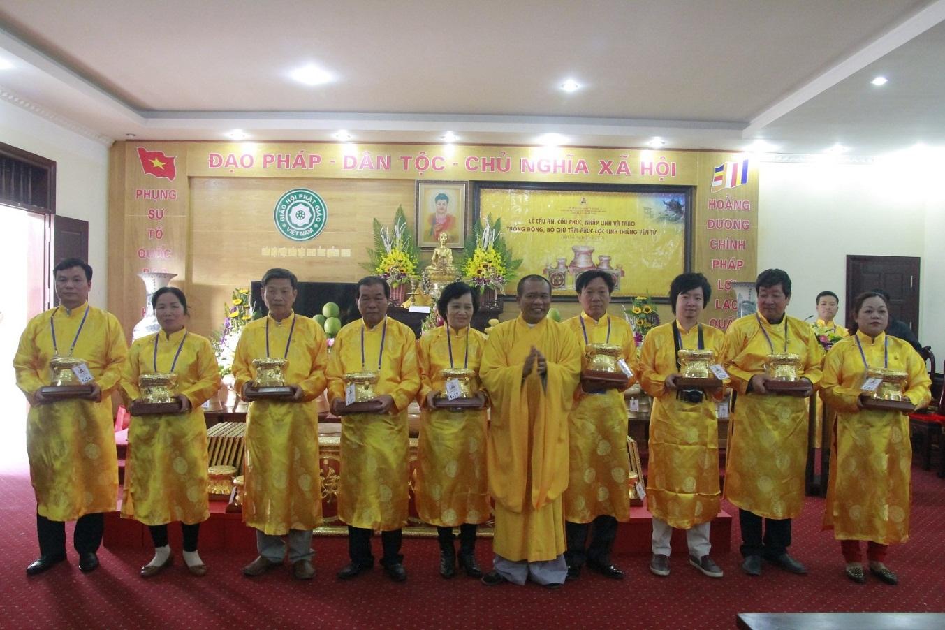 C:\Users\VP\Desktop\web khai xuan 2016 - Copy\_MG_8686.JPG