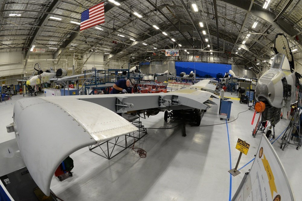 Warthog Pit Stop: Check Out these photos of USAF A-10 Attack Aircraft Undergoing Maintenance