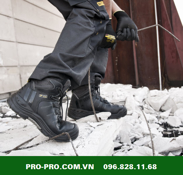 Các tiêu chuẩn về giày bảo hộ lao động Việt Nam bạn nên biết