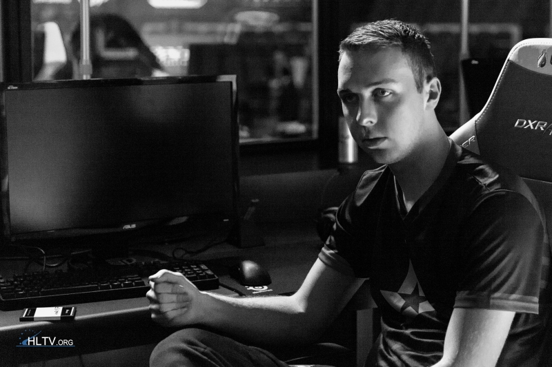 gla1ve.jpeg
