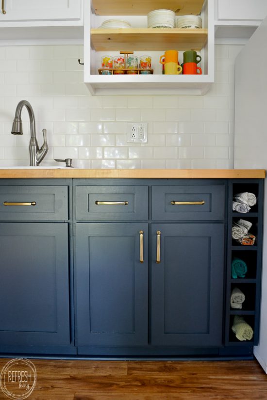 Navy blue kitchen 