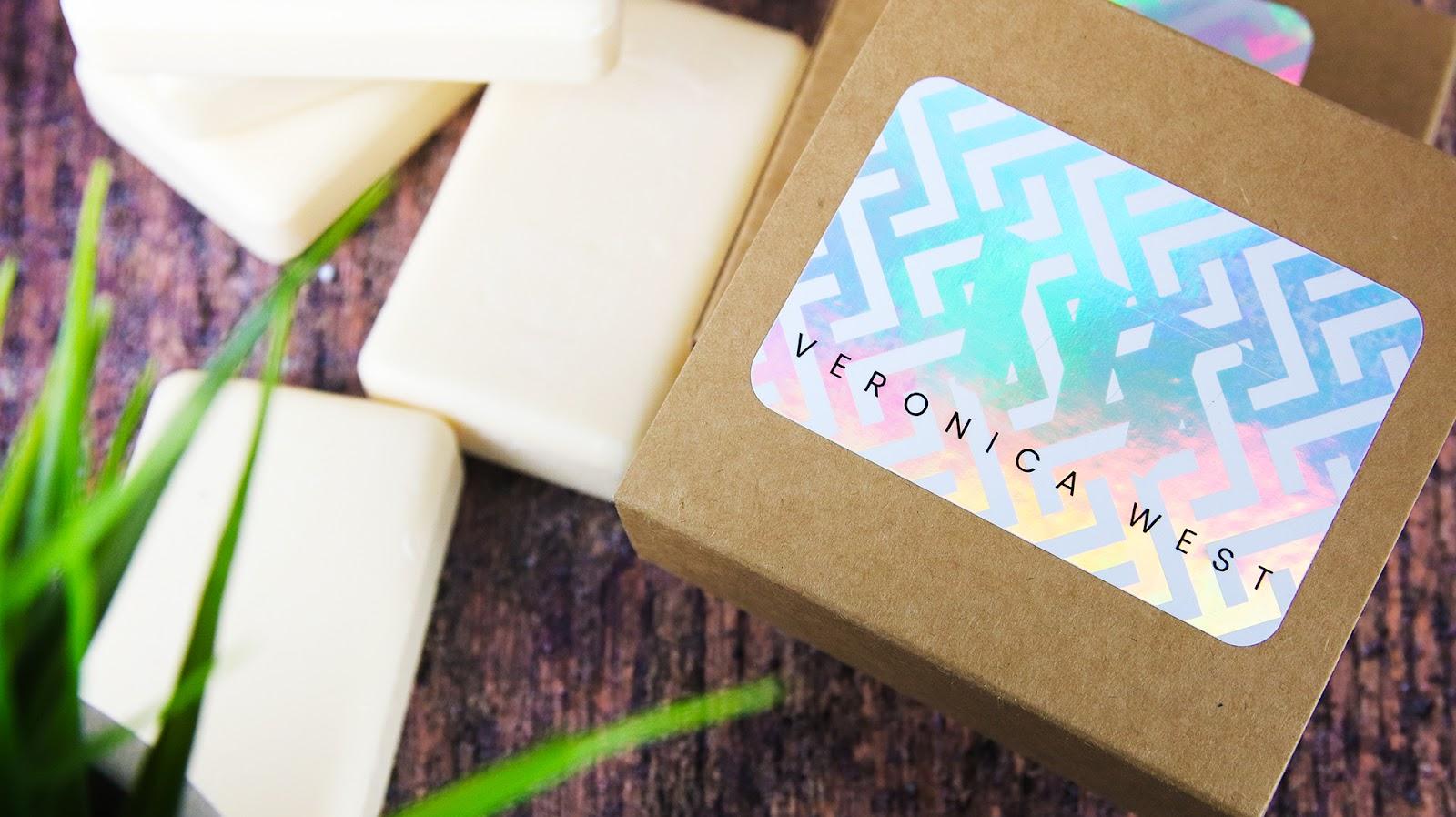 How to use custom stickers to add a personal touch to your retail packaging
