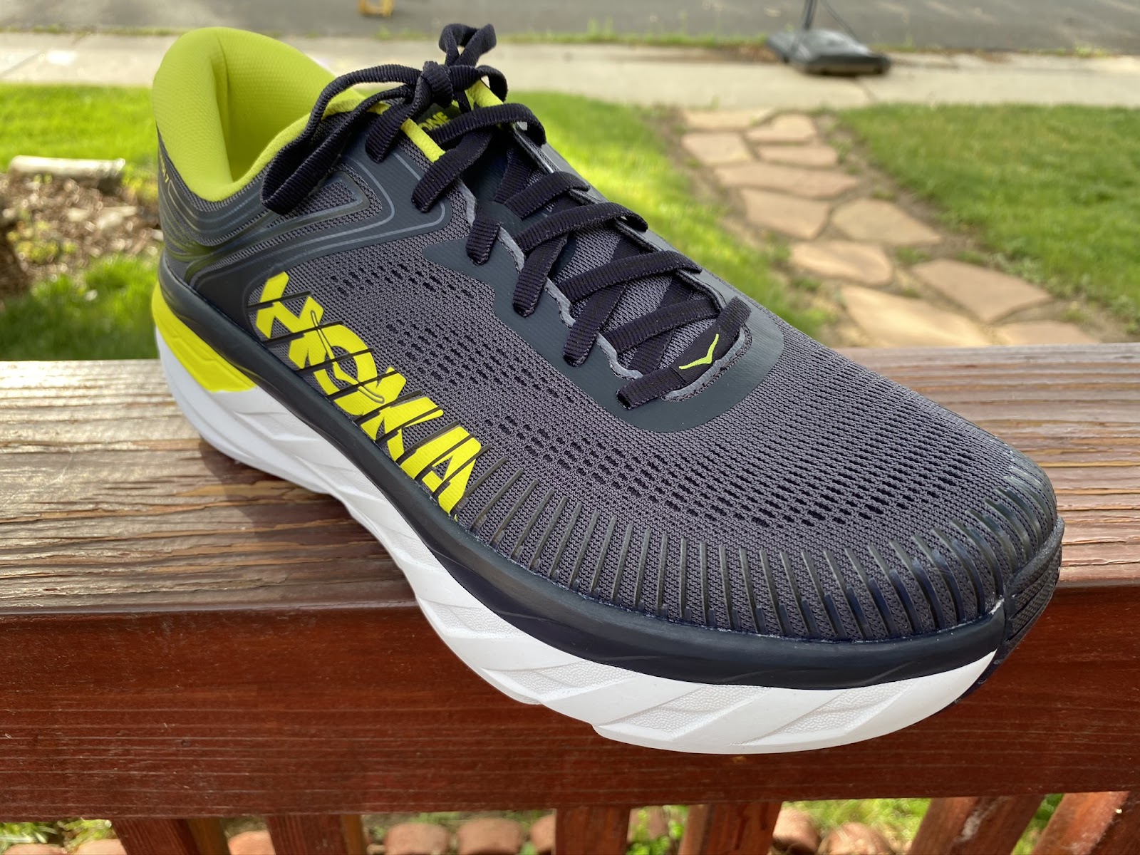 Road Trail Run: Hoka One One Bondi 7 Review: A Day Spa for Feet!