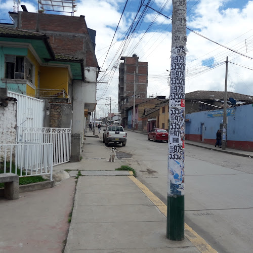 Opiniones de Cevichela en Huancayo - Marisquería