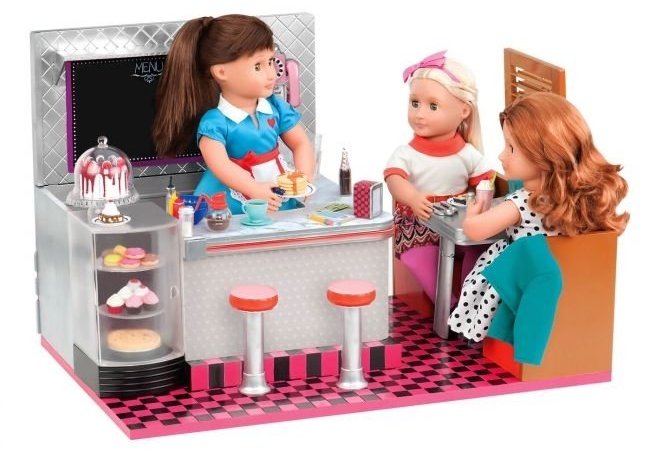 Набор мебели ретро-столовая с куклами