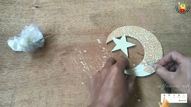Hiasan Cangkang Telur, menempelkan cangkang telur