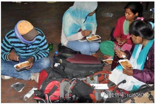 尼泊尔地震后,中国旅客记录撤离真相
