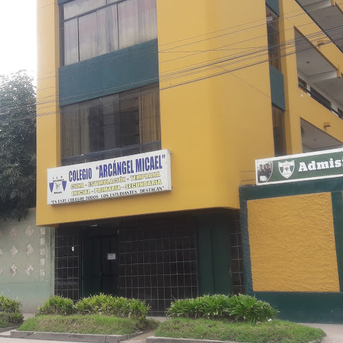 Opiniones de Colegio Arcángel Micael en Huancayo - Escuela