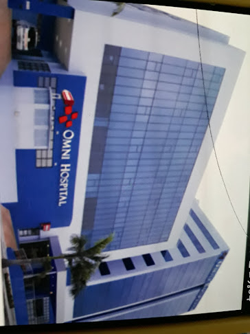 DR. DANIEL E. PEÑAFIEL - Guayaquil
