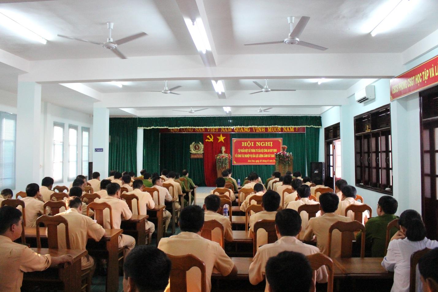 D:LIEMhinh anhhinh Hội nghị tập huấn 01.2016IMG_2132.JPG