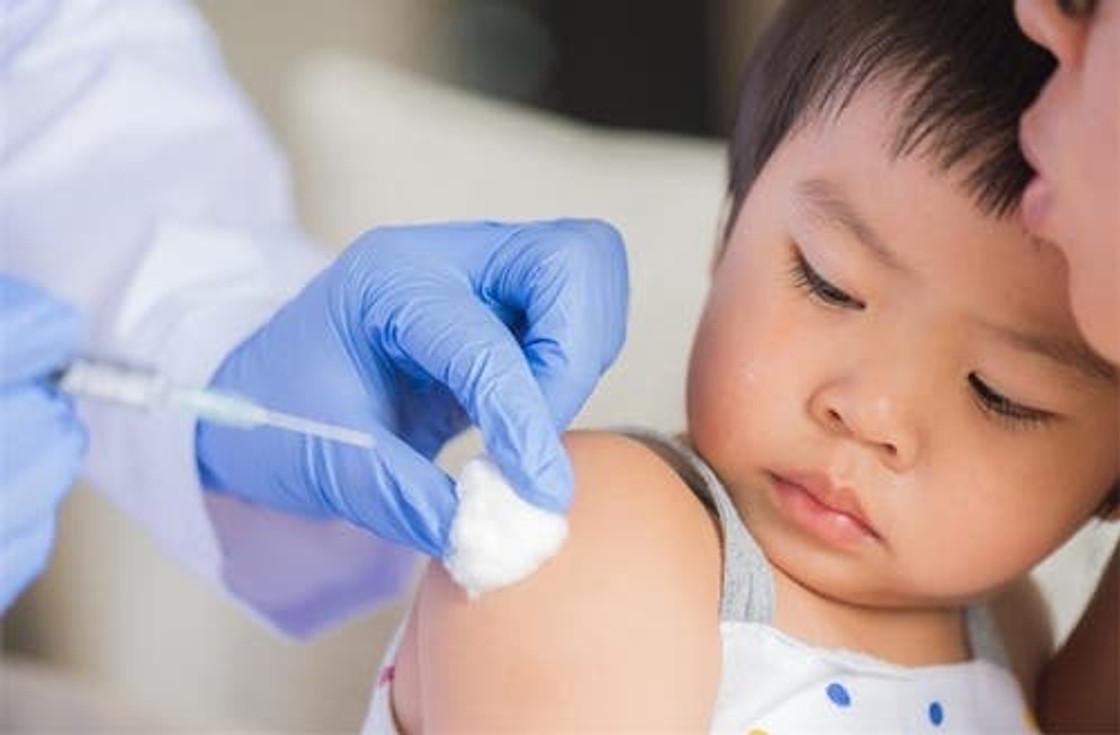 5. ฉีดวัคซีนให้ครบตามช่วงวัย 