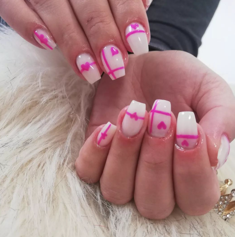 Pinkly Heart White Nails With Design